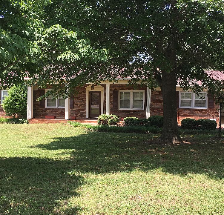 1st image of 1214 Westwood Dr