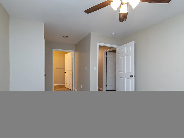 128 Alycia Dr — Photo 48