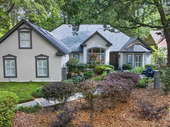 4 Greenbrier Ln, Fairhope, AL 36532