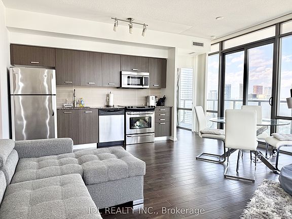 3rd image of 832 Bay St Unit 3708