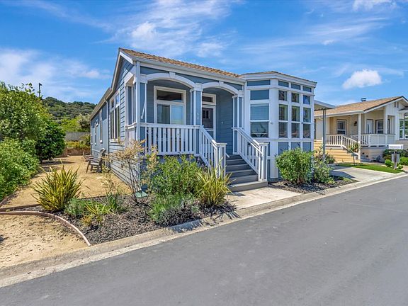 2nd image of 760 Villa Teresa Way #760