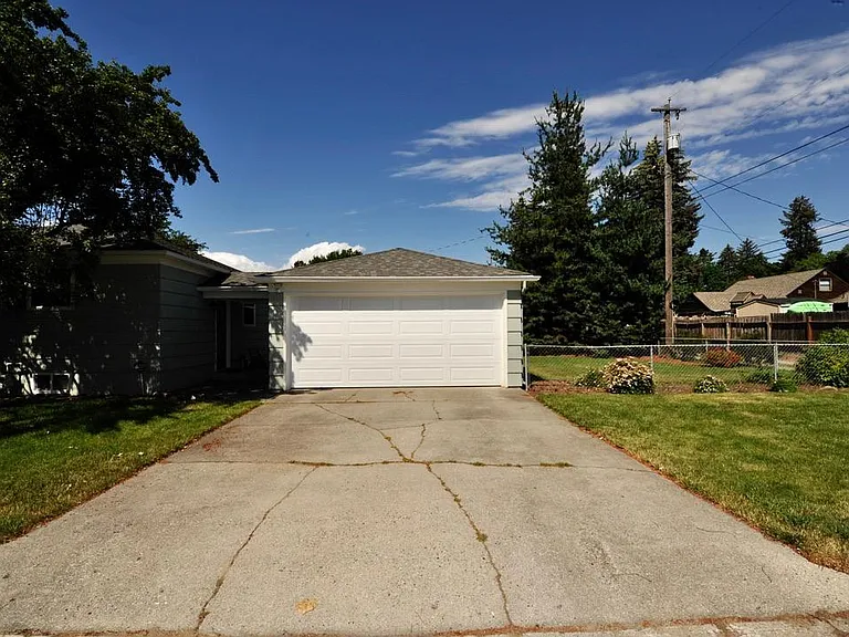1223 E Saint Maries Ave — Photo 34