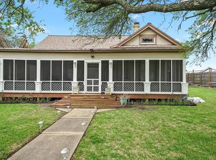 840 Fisher St, Matagorda, TX 77457