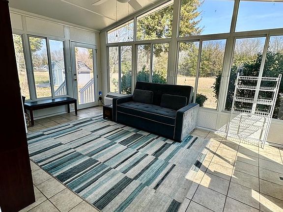 5th image of 189 Jay Ter