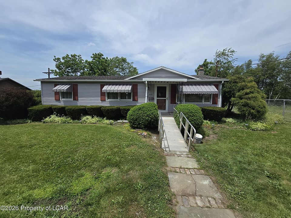 1st image of 585 Main St