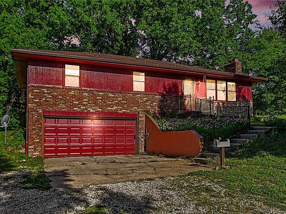 3rd image of 11238 Deer Haven Ln