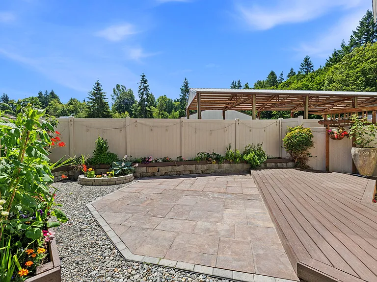 205 Newport Way NW #C1 — Photo 33