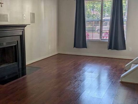 4th image of 20615 Hillary Way #4
