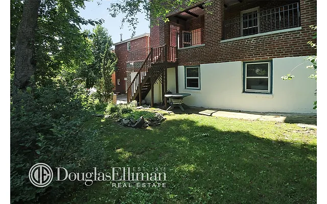 Sold by Douglas Elliman | media 13