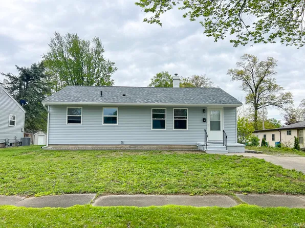 1413 McPherson St, Elkhart, IN 46514