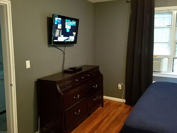 3rd image of 177 White Plains Rd APT 77A