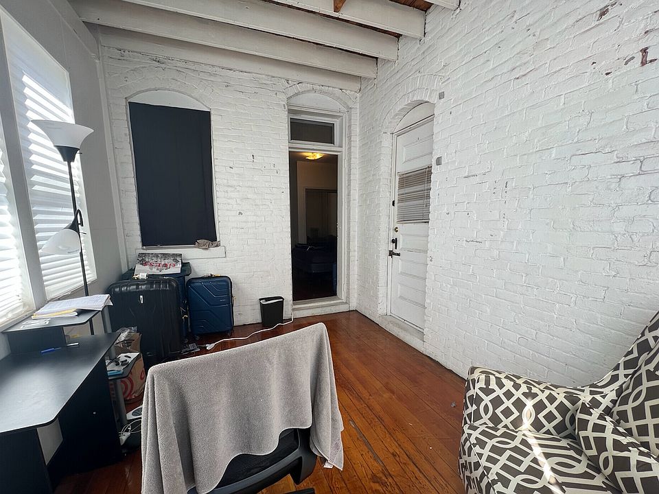 1st image of 1905 Beacon St APT 2F
