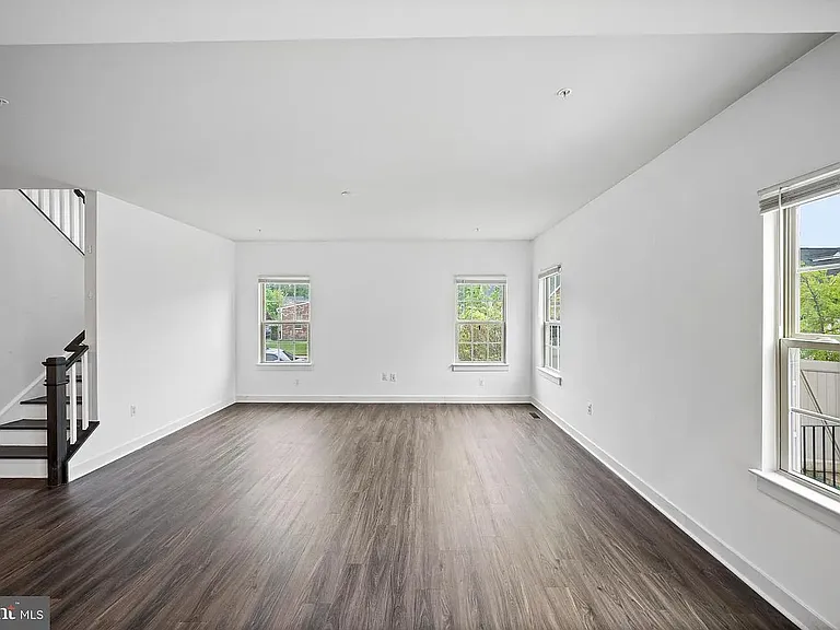 8225 E Branch Dr — Photo 22
