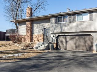 639 E 145th St, Burnsville, MN 55337