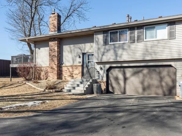 639 E 145th St, Burnsville, MN 55337
