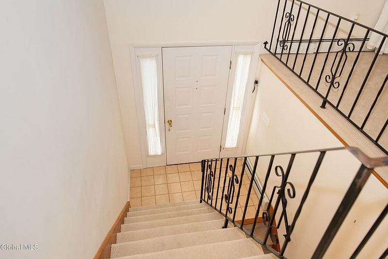 3rd image of 62 Greenfield Avenue