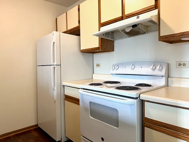 1303 Cunat Ct #1C — Photo 7