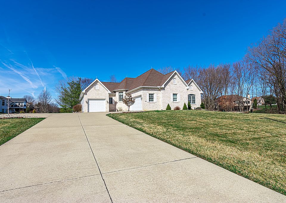 1st image of 5235 N Oakland Ave
