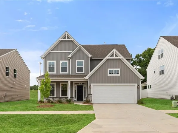 1998 Abbotts Vista Dr, Kernersville, NC 27284