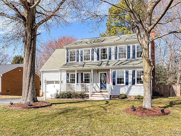 3rd image of 6414 Cherrygrove Ln