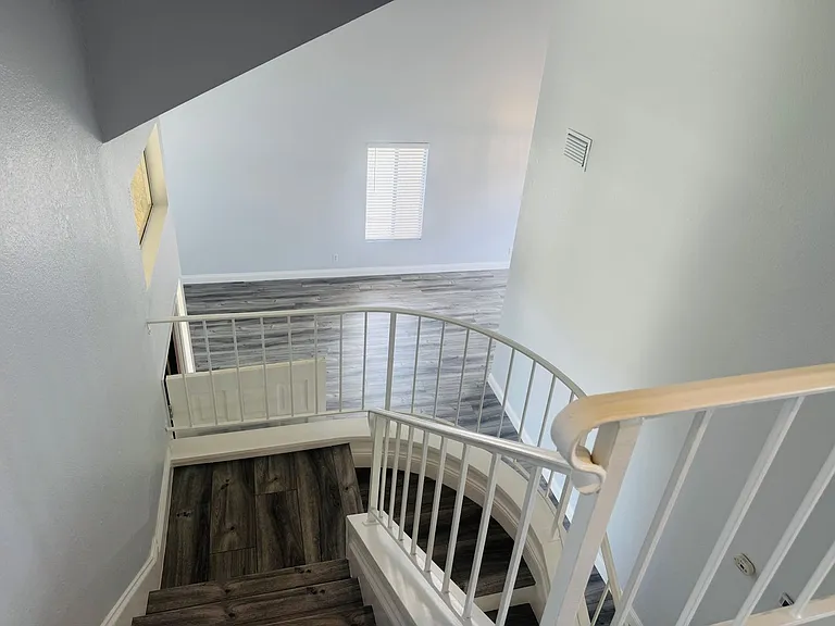 1435 Spyglass Way — Photo 15