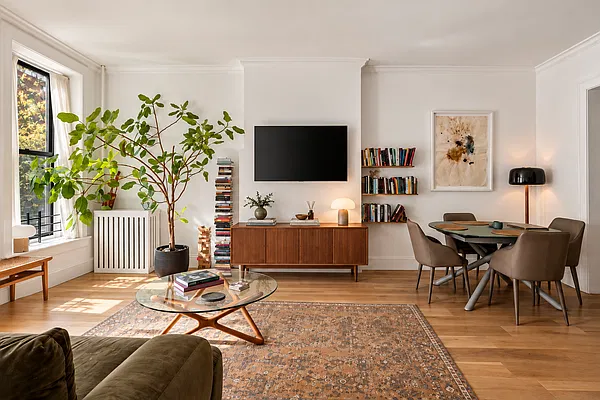 Living room, photo 1