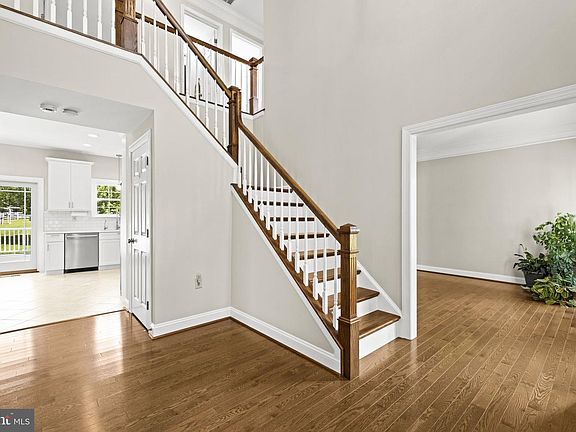 5th image of 297 Mara Rose Ln
