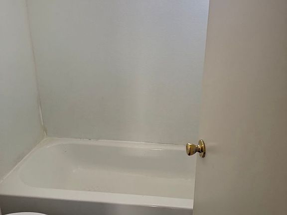 2nd image of 547 W 10th St APT D