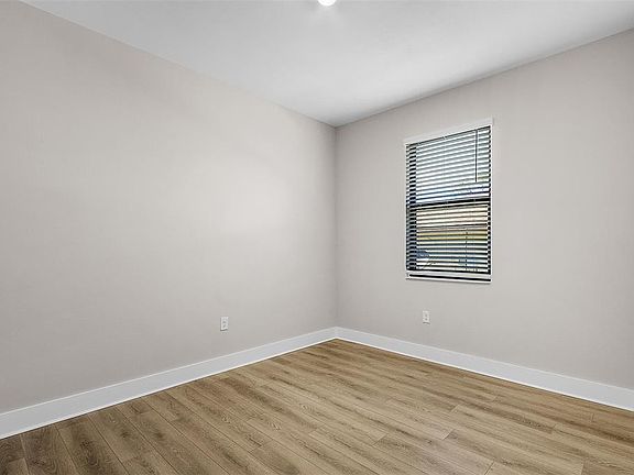 2nd image of 13515 Walden Sheffield Rd