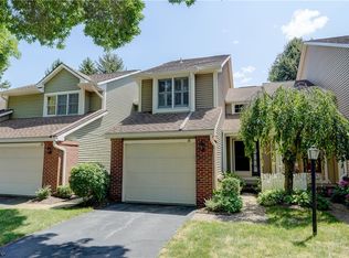 18 Le Marc Ct, Rochester, NY 14618