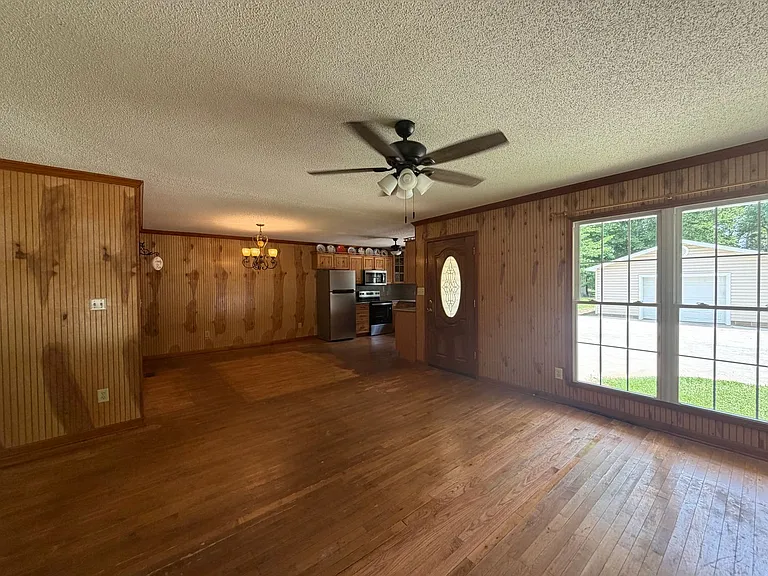 5126 Hickory Grove Rd — Photo 10