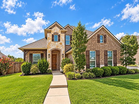 2nd image of 204 Whitewing Ln