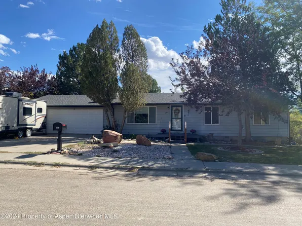 851 Columbine St, Craig, CO 81625