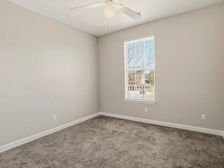 3316 Calumet Dr — Photo 32