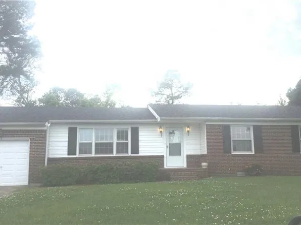 201 Dexter St E, Chesapeake, VA 23324
