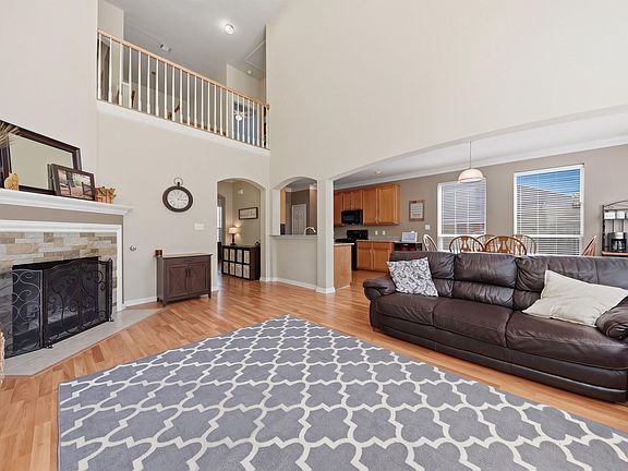 4th image of 2913 Oakwood Dr