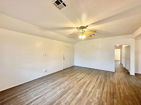 3rd image of 2601 Lucille Dr #A