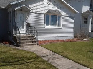817 Range St, Manistique, MI 49854
