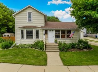 109 S Jackson St, Elkhorn, WI 53121