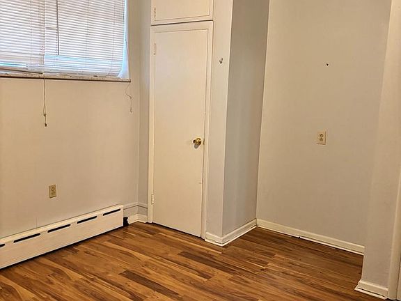 4th image of 2951 S 15th St