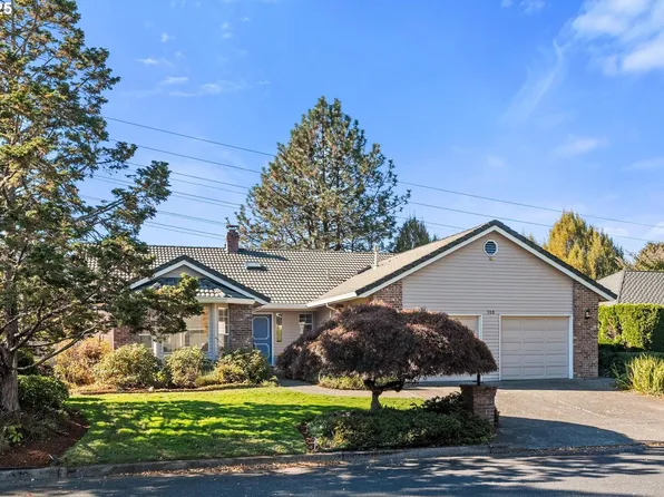 705 NW Silverado Dr, Beaverton, OR 97006