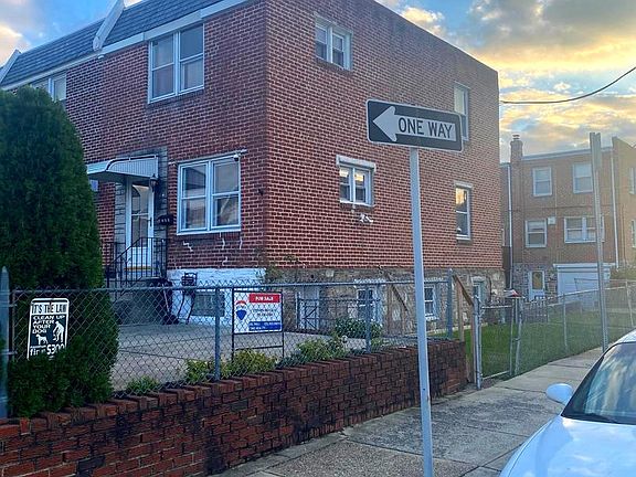 2nd image of 4300 Oakmont St