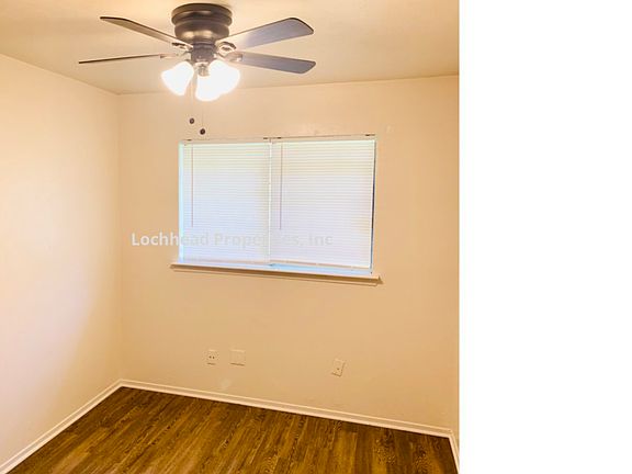 4th image of 2621 Concord Ln