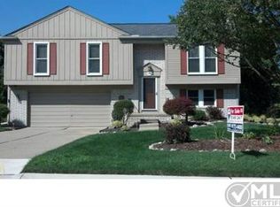 781 Bolinger St, Rochester Hills, MI 48307