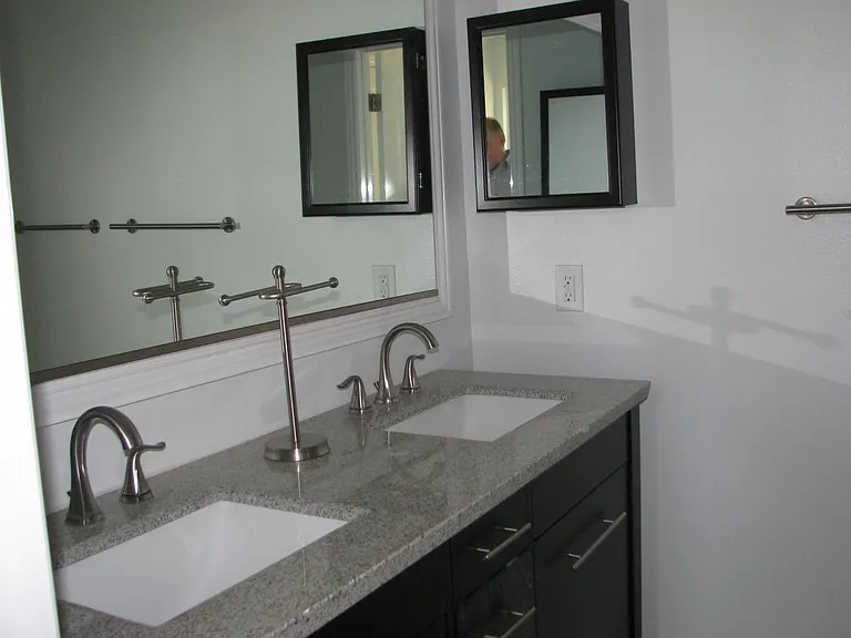 502 Hampton Rd — Photo 8