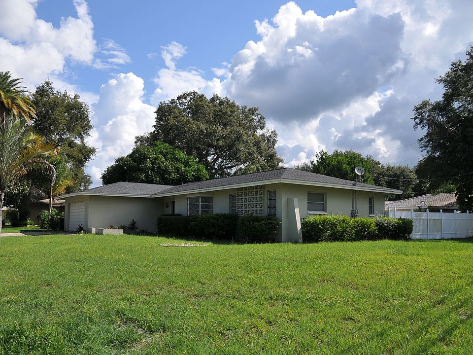 1st image of 1003 Webb Dr