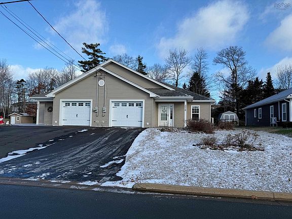 3rd image of 378 Glen Allan Dr