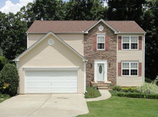 8640 River Rock Ct, Ball Ground, GA 30107