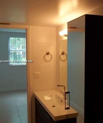 4th image of 8343 Lake Dr APT 106
