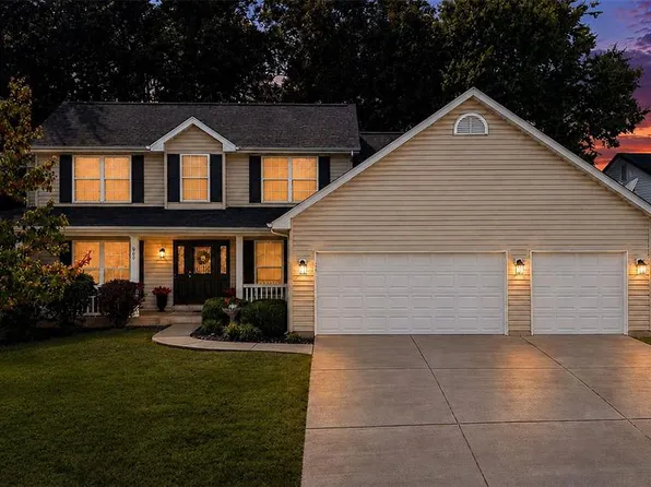 903 Indian Rock Ct, Wentzville, MO 63385